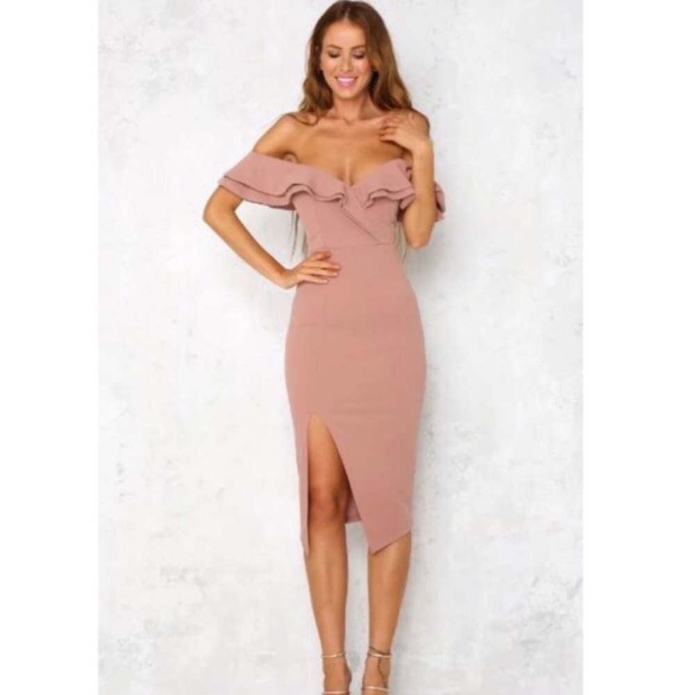Gorgeous pink dress! 💕